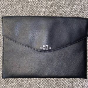 Clack envelope clutch
